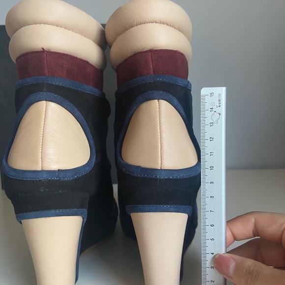 Wittner Nomad Heel Edge Boots - Picture 5 of 7